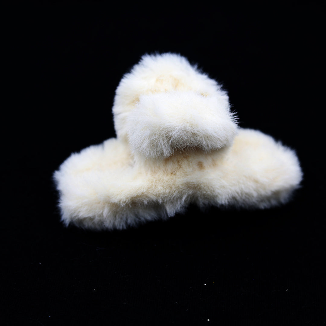 PREMIUM FUR HAIR CLUTCH