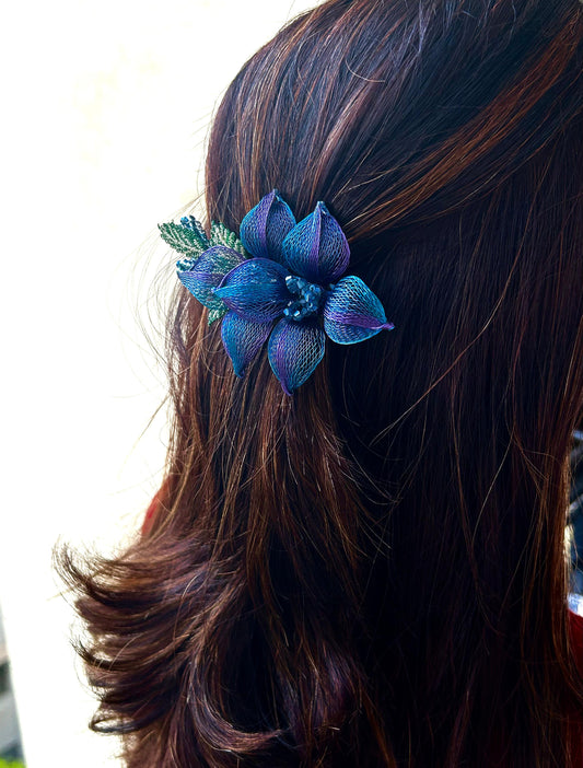 PREMIUM FLORAL BACKPIN