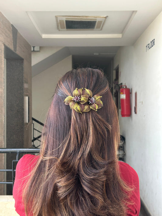 PREMIUM FLORAL BACKPIN