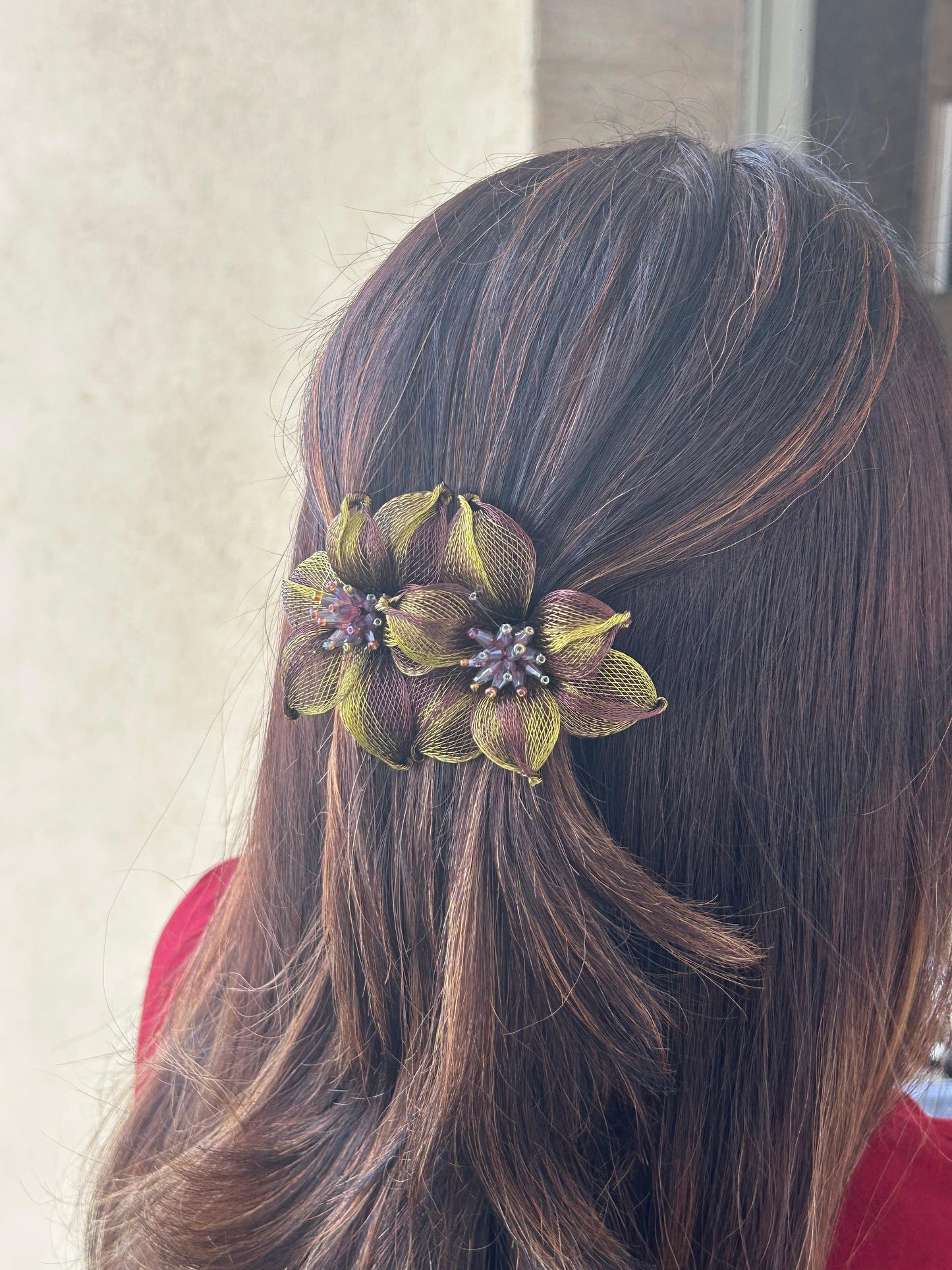 PREMIUM FLORAL BACKPIN
