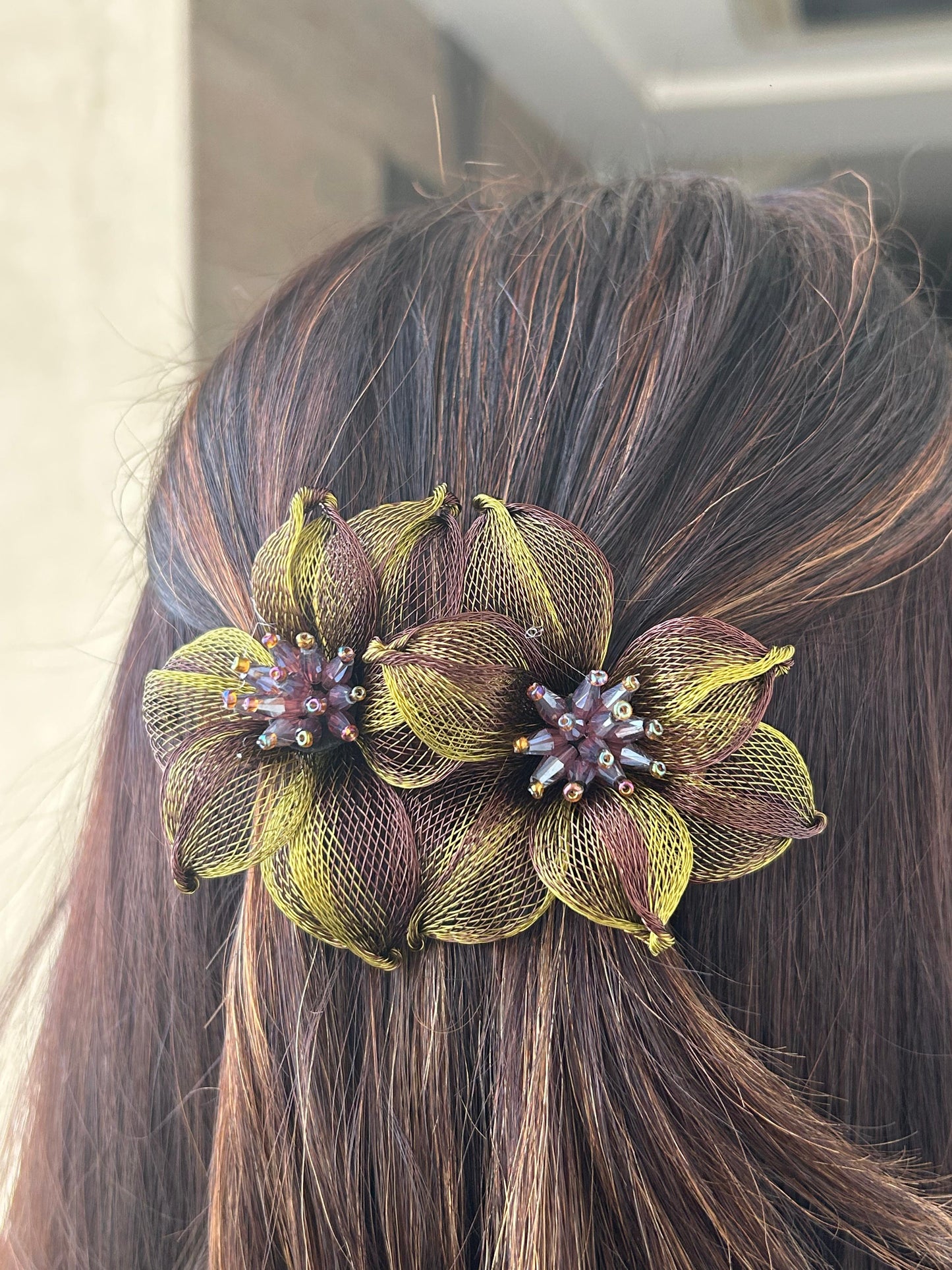 PREMIUM FLORAL BACKPIN
