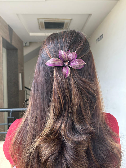 PREMIUM FLORAL BACKPIN