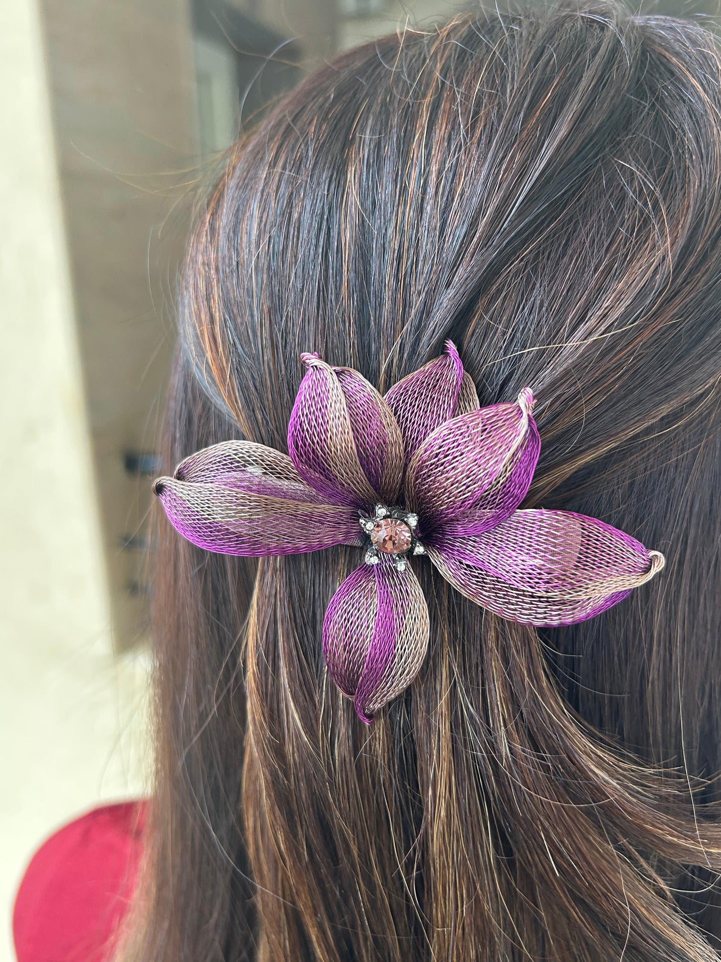 PREMIUM FLORAL BACKPIN