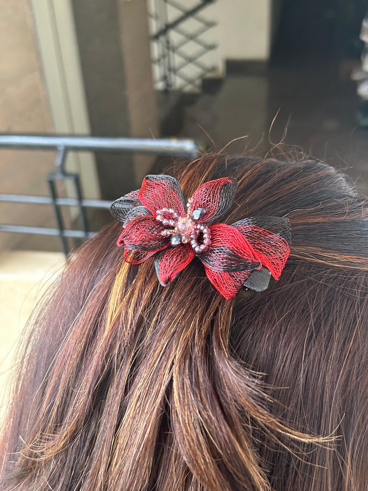 PREMIUM FLORAL BACKPIN