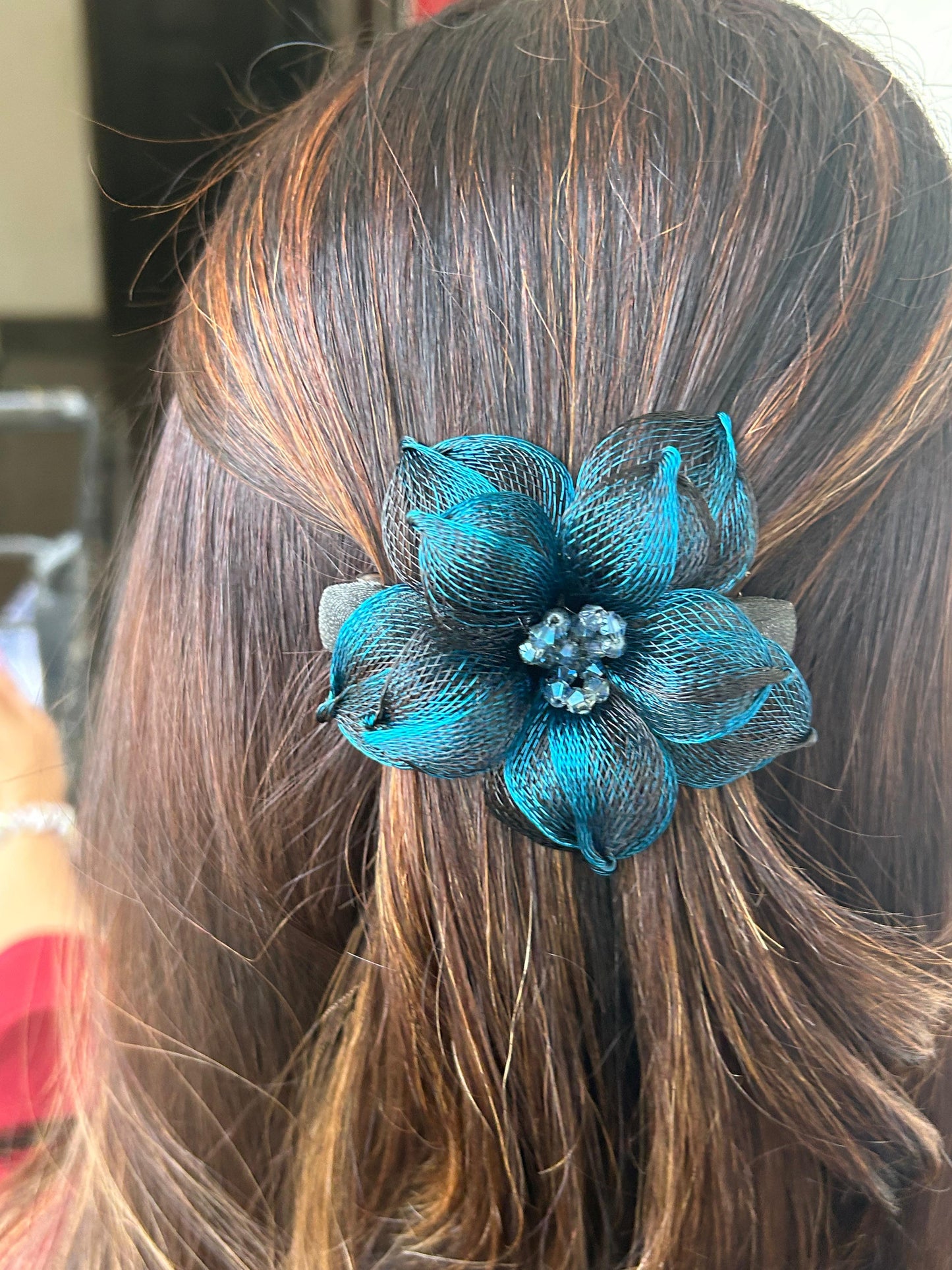 PREMIUM FLORAL BACKPIN
