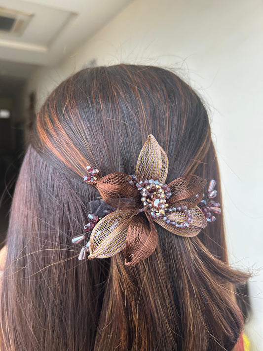 PREMIUM FLORAL BACKPIN