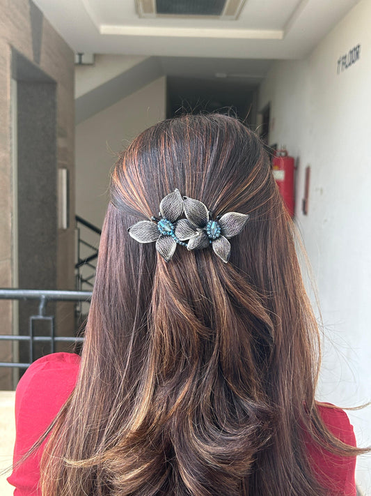 PREMIUM FLORAL BACKPIN