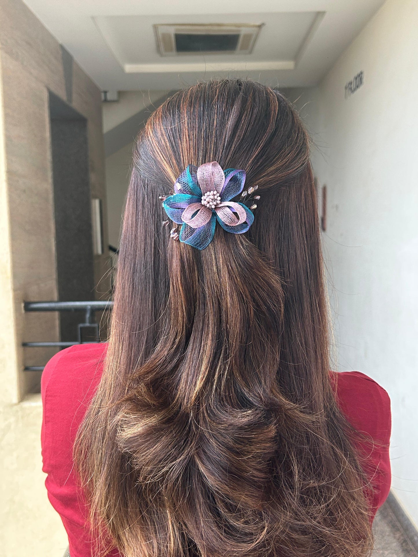 PREMIUM FLORAL BACKPIN
