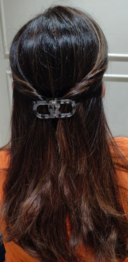 Magnetic Hair Clutch ( Trending )