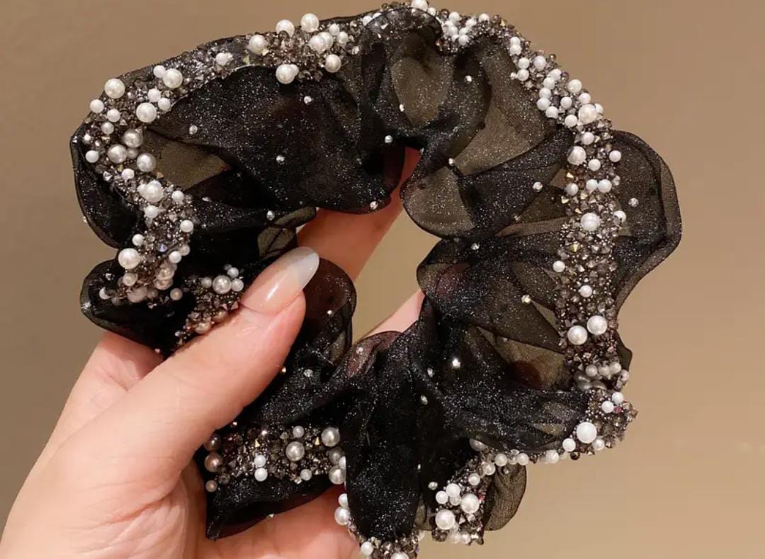 TISSUE SCRUNCHIE