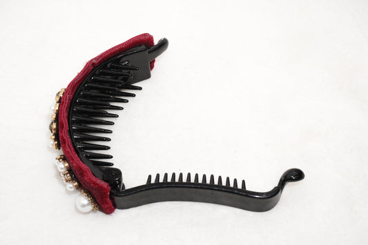 BANANA CLIP WITH WORK