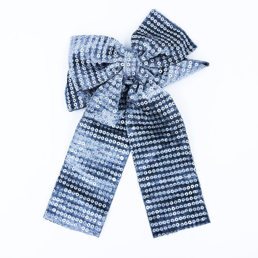 BOW ALLIGATOR PIN