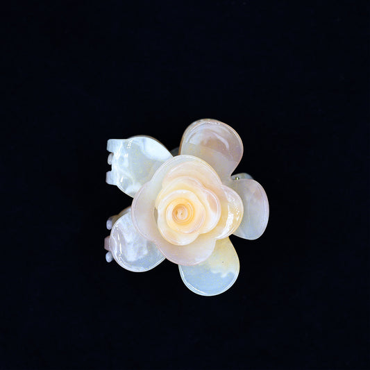 PREMIUM FLORAL CLUTCH