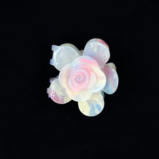 PREMIUM FLORAL CLUTCH