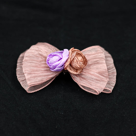 BOW ALLIGATOR PIN