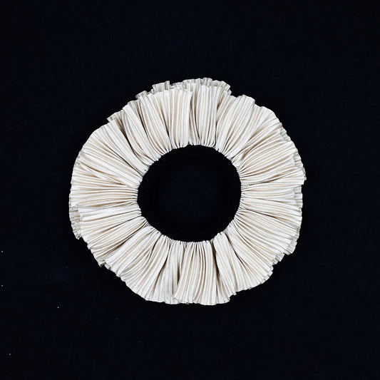 PREMIUM SCRUNCHIE - BEIGE PREMIUM