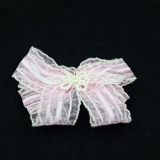 BOW ALLIGATOR PIN
