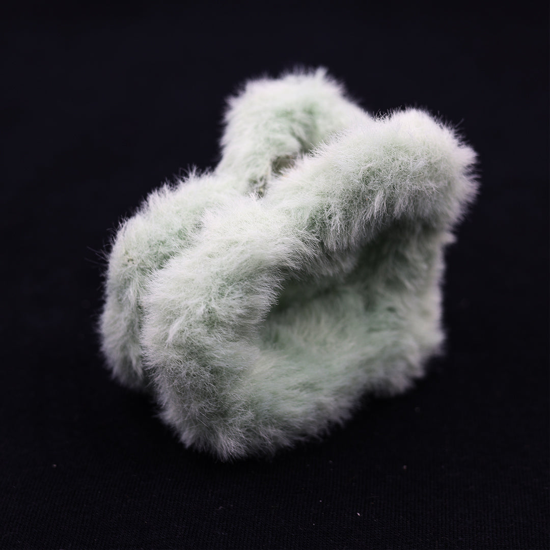 PREMIUM FUR HAIR CLUTCH