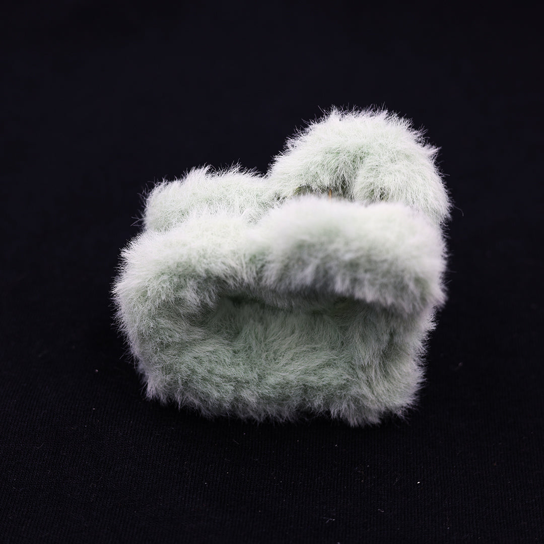 PREMIUM FUR HAIR CLUTCH