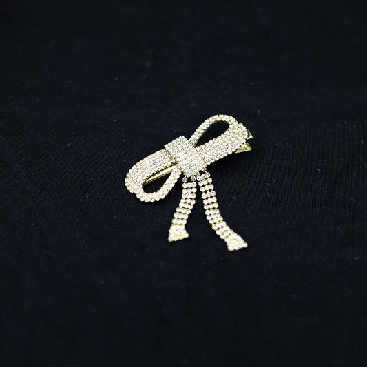 BOW ALIGATOR PIN