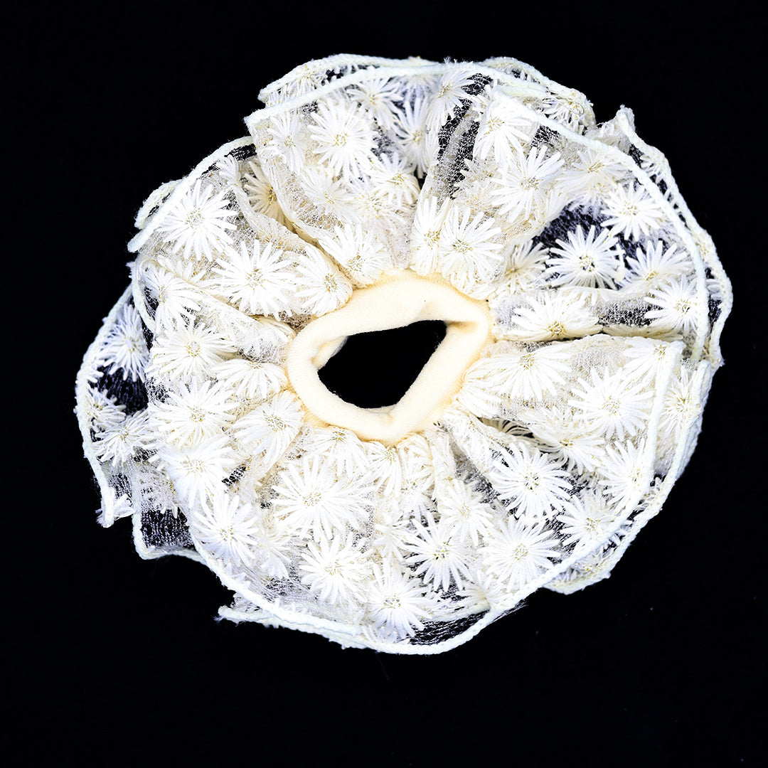PREMIUM SCRUNCHIE