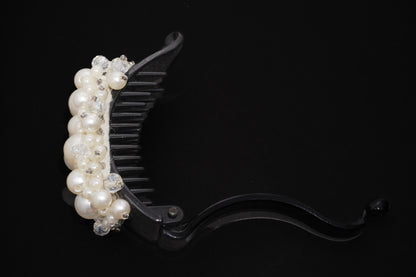 BANANA CLIP WITH PEARL WORK