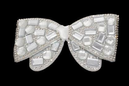 ALLIGATOR PIN WITH STONE WORK