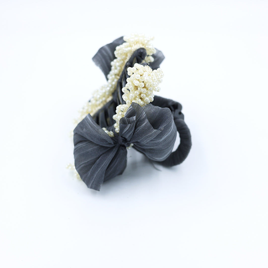 PREMIUM HAIR CLUTCH WITH PEARLWORK