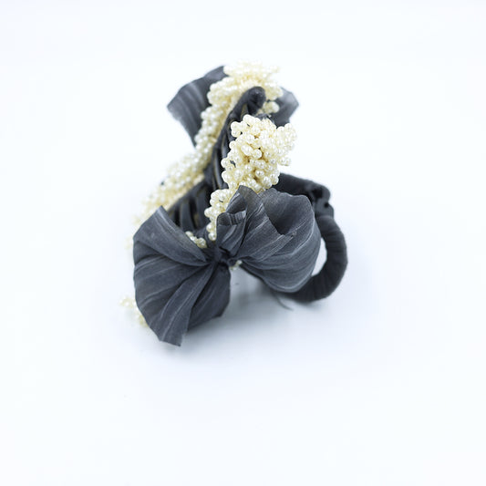PREMIUM HAIR CLUTCH WITH PEARLWORK