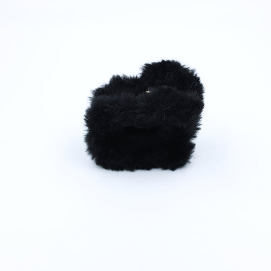 PREMIUM FURRY HAIR CLUTCH