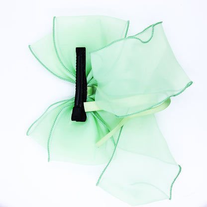 BOW ALLIGATOR PIN