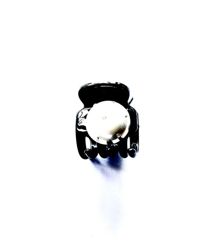 PEARL HAIR CLUTCH
