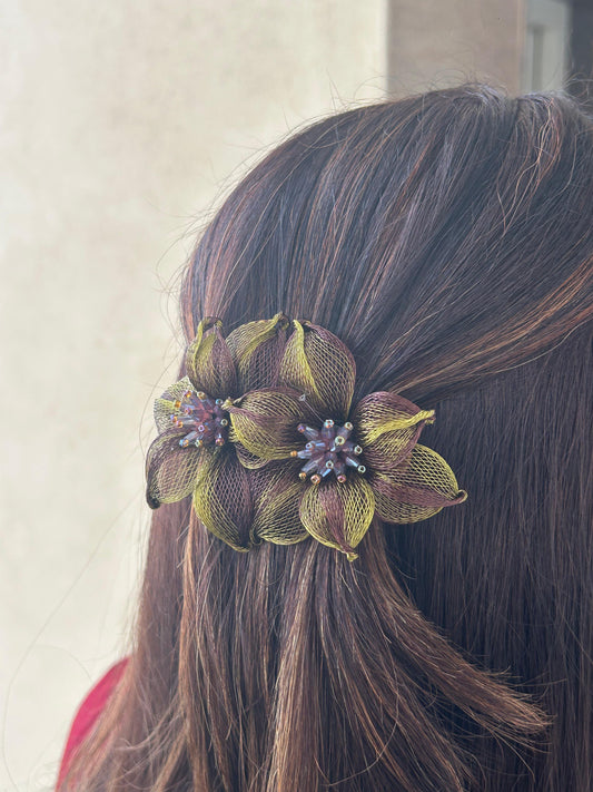 PREMIUM FLORAL BACKPIN