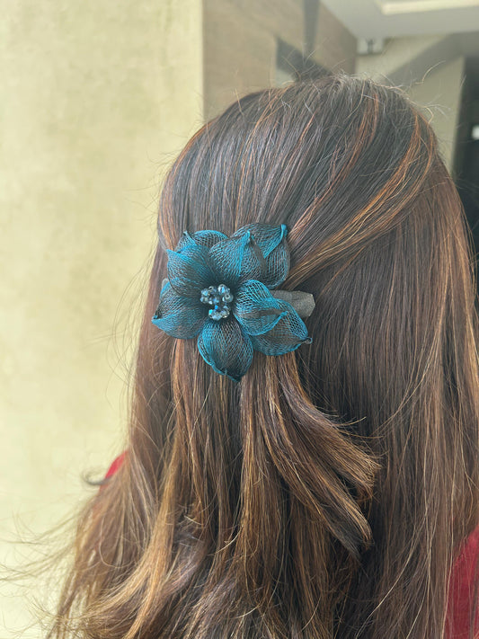 PREMIUM FLORAL BACKPIN