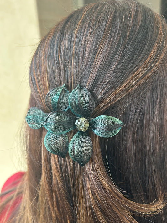 PREMIUM FLORAL BACKPIN