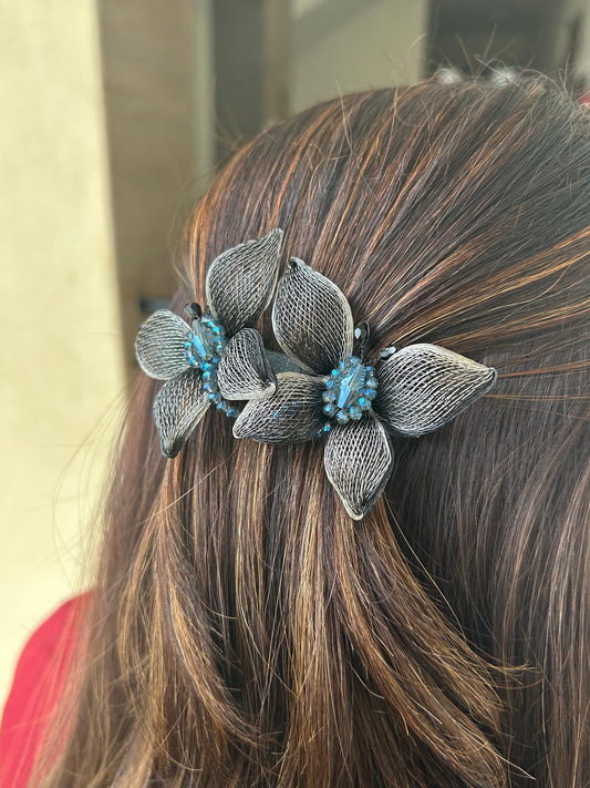 PREMIUM FLORAL BACKPIN