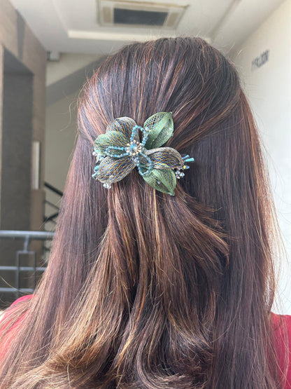 PREMIUM FLORAL BACKPIN