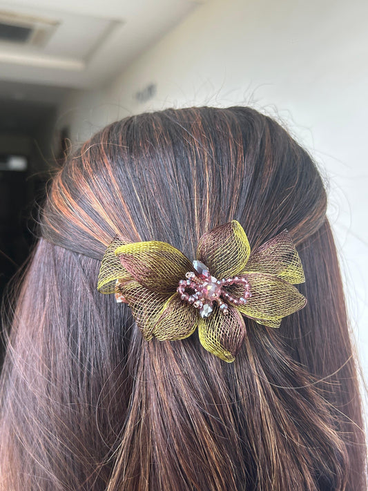 PREMIUM FLORAL BACKPIN