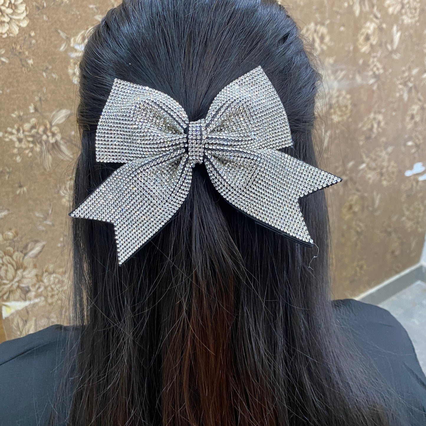 Large crystal Bow- Silver
