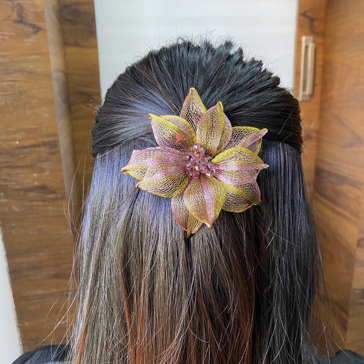 Floral Net Backpin - Green