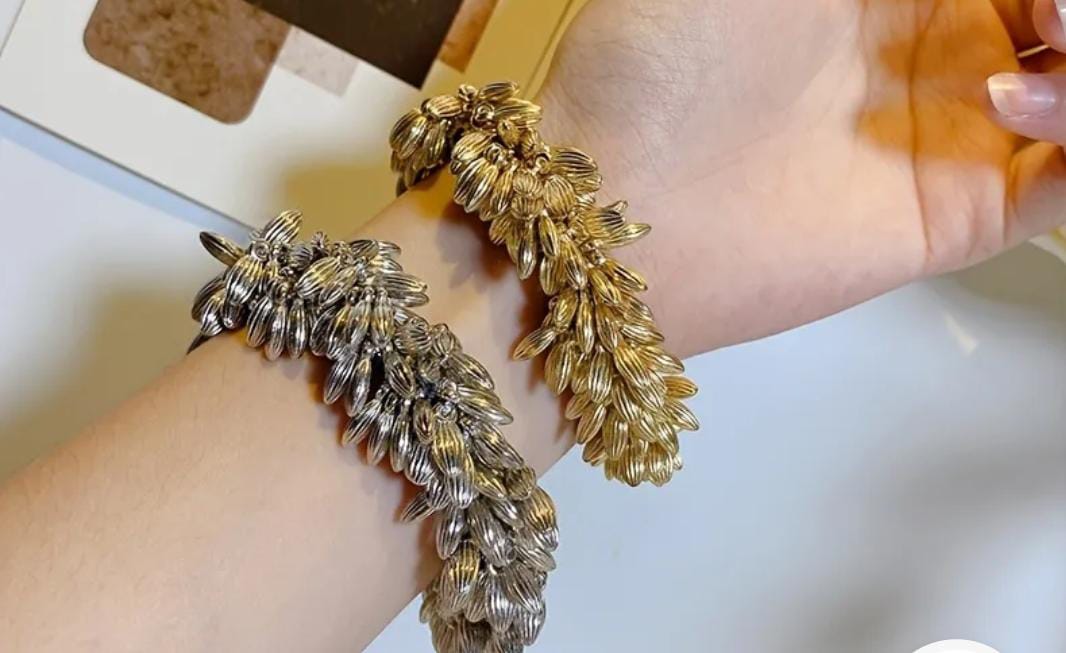 WHEAT CRYSTAL BRACELET/RUBBERBAND