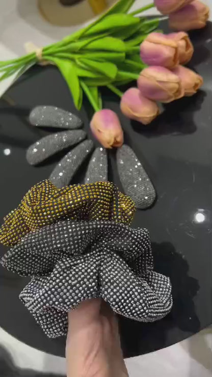 GLITTER SCRUNCHIE